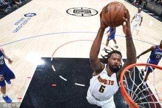 再次震惊全 再次震惊全