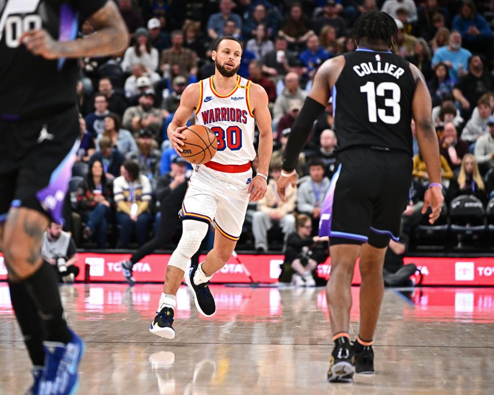 卡塔尔通过 卡塔尔通过