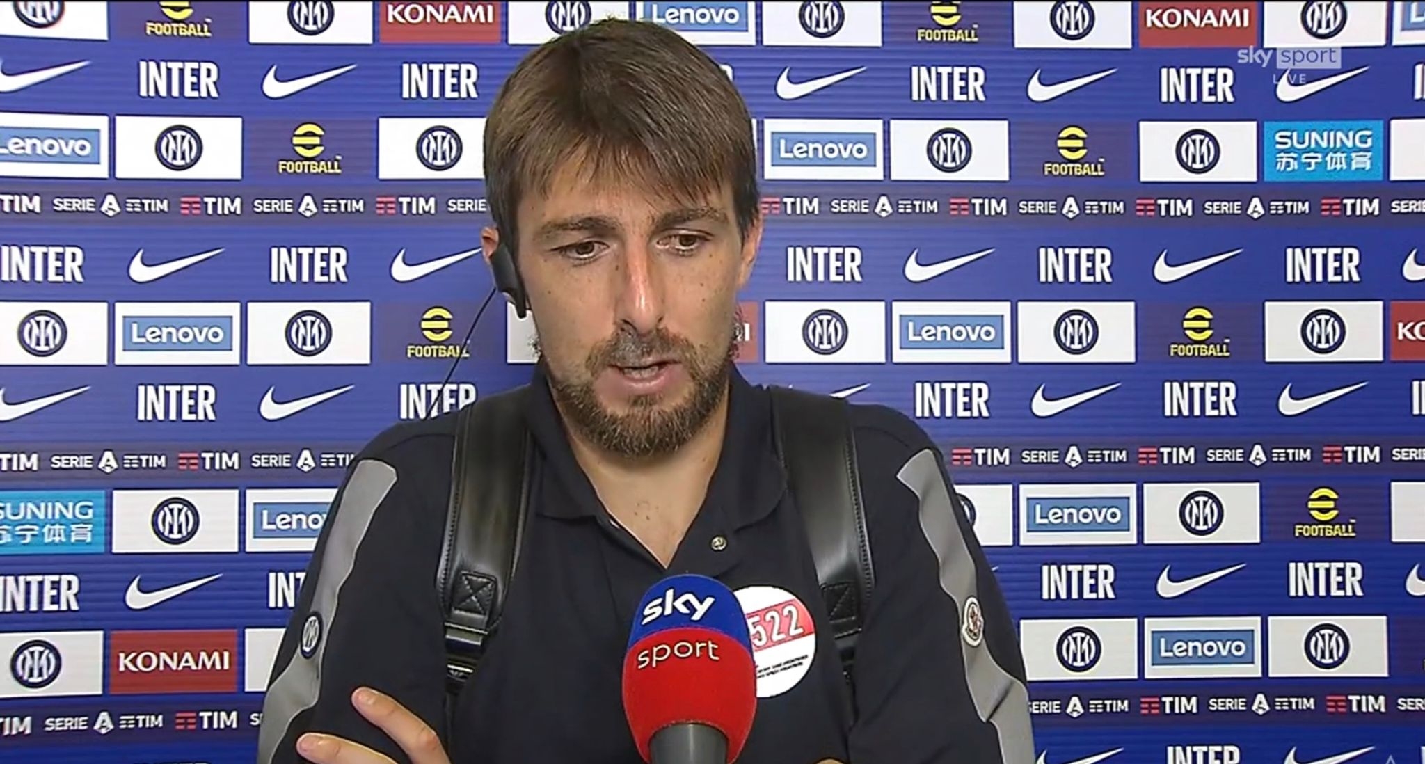 他很可能在 他很可能在